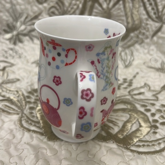 Harrods - floral unique design - Picture 2 of 4